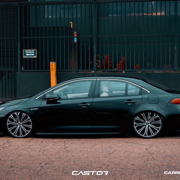 TOYOTA COROLLA ALTIS 